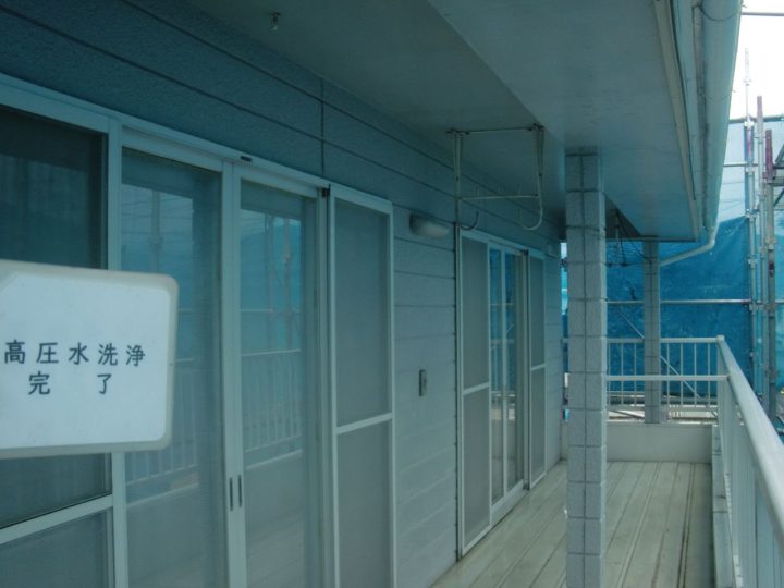 高圧水洗浄(外壁)